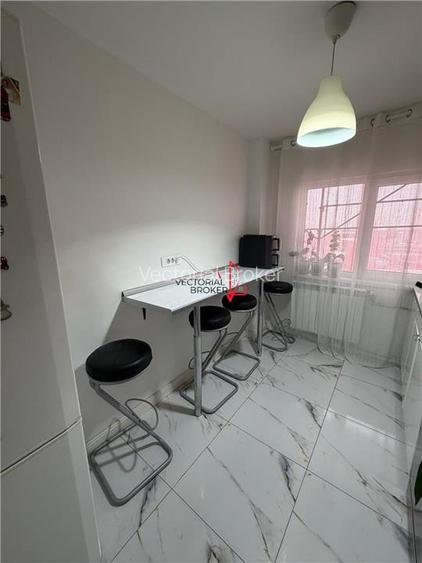 Apartament 3 camere Titan Piata Minis bloc -1984 -2 bai - 3