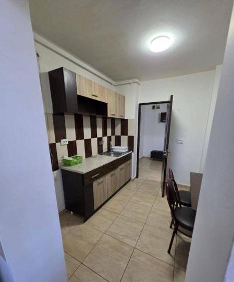 Apartament 2 camere decomandate zona Tomis 3