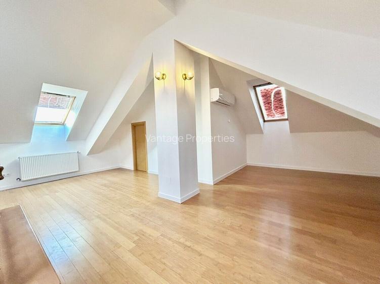 Villa, complex with swimming pool, tennis court, Iancu Nicolae - 17