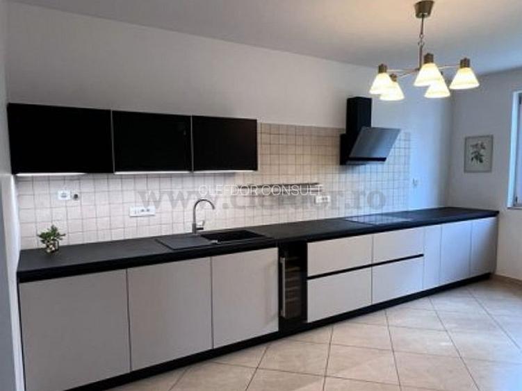 Vila in complex cu piscina, in apropiere de Iancu Nicolae - 5