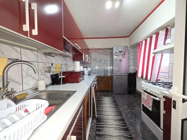 Apartament cu 3 camere etajul 1, Campineanca - 8