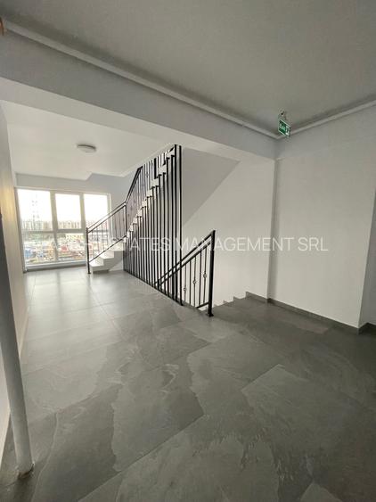 Metalurgiei, Metro - 13