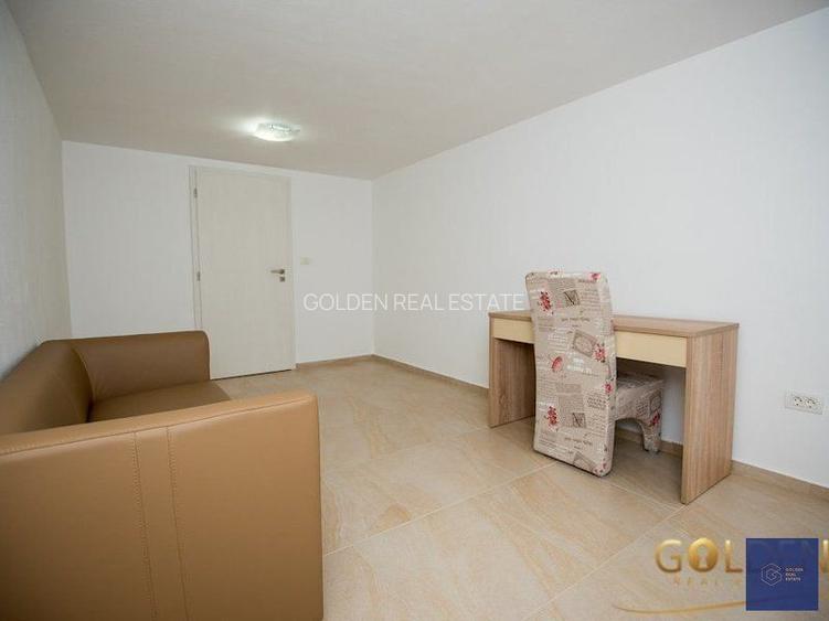 Apartament  B-dul Revolutiei, cladire perioada interbelica, comision 0% - 8