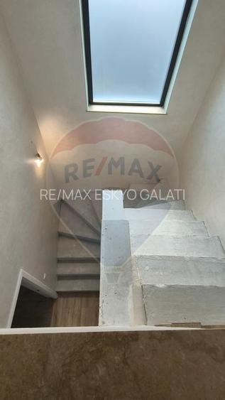 Casă de vânzare | 155 mp | 321 mp teren Zonă Port - Galați - 16