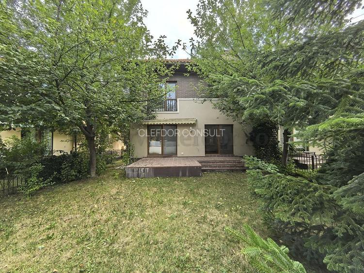 Vila RENOVATA in complex rezidential cu acces la piscina - 18