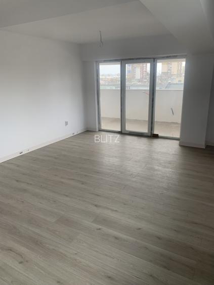 Apartament 4 camere, 118 mp, zona George Enescu - 2
