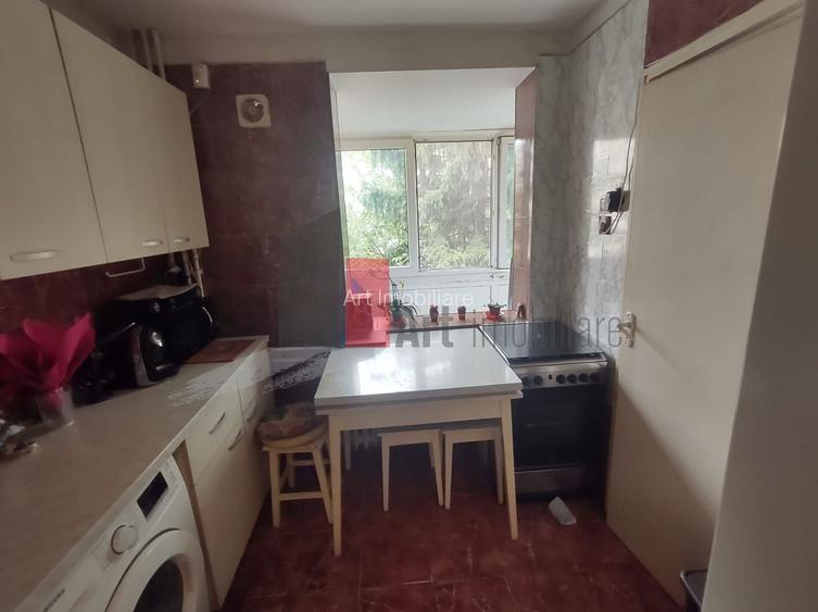 Vânzare apartament 3 camere Piața Sudului - Secuilor - 12