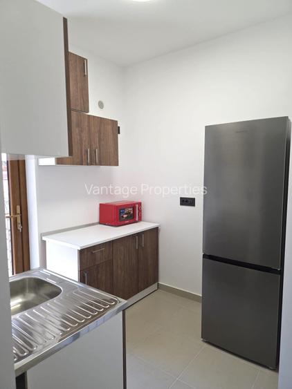 Aviatorilor, apartament situat la parterul unui imobil Art Deco - 11