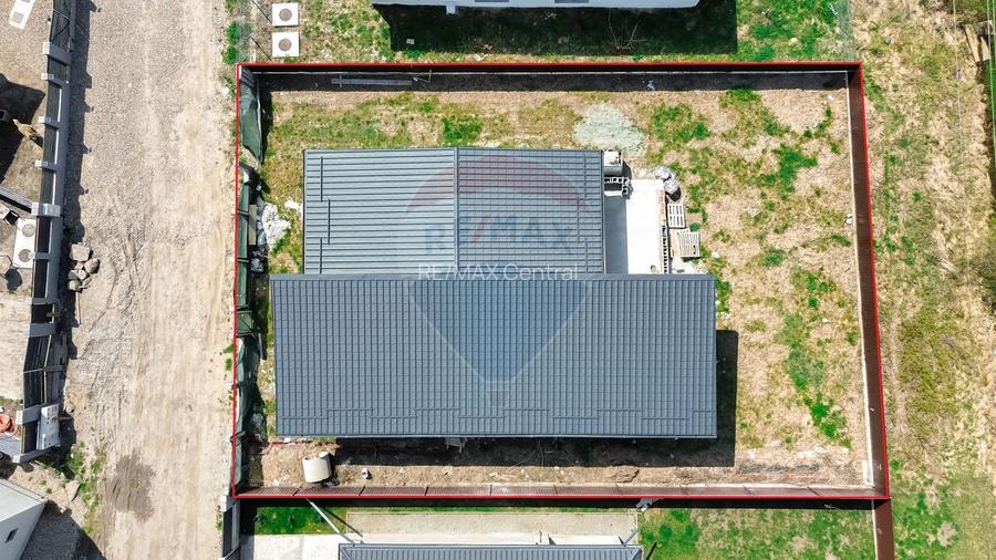 Casă cu 4 camere de vânzare, 130mp utili, teren 600mp in Harman - 30