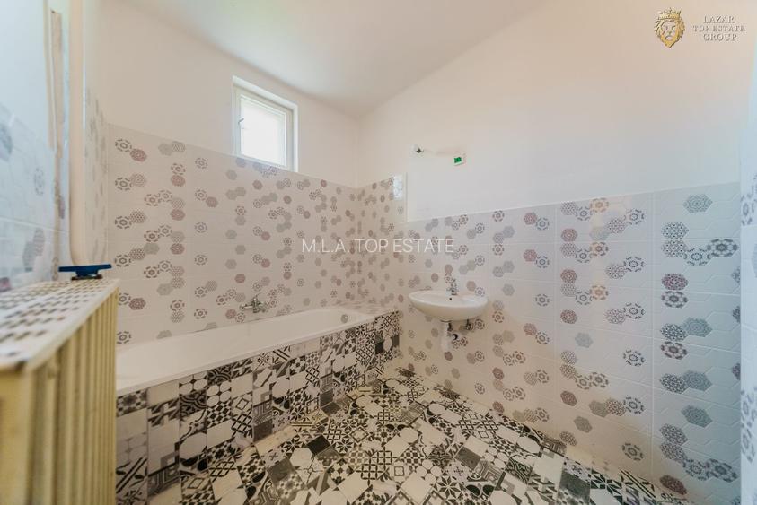 Casa 4 camere de Vanzare - 11