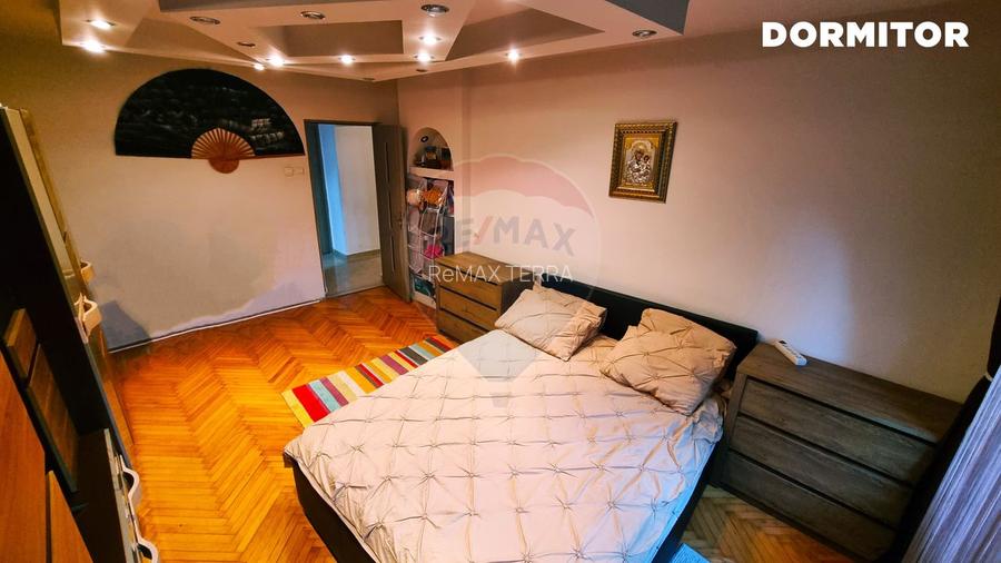 DE VANZARE Bulevardul Republicii, apartament cu 4 camere - 6