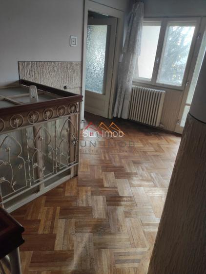 Casa D+P+E, an 1980, teren 285 m2, zona foarte buna, Campina, Prahova - 7