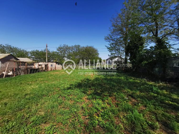 Topraisar casa cu teren 2088 mp - 2