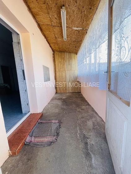 Casă individuală cu front stradal 25 ml – Zona Oncea - 2