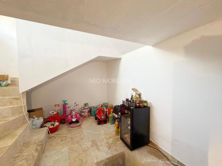 Casa individuala lux cu 5 camere - 395.000 euro - Sag - 28