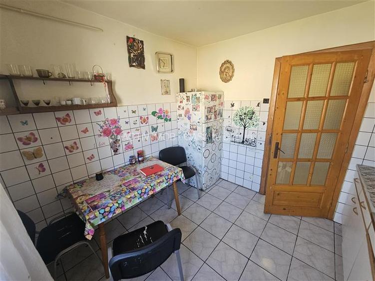 Resita, 3 Cam. Dec., Mobilat+Utilat, Micro 2 - 14