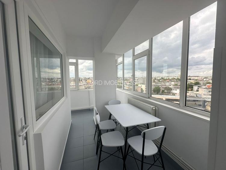 APARTAMENT  SPATIOS , 4 CAMERE , DECOMANDAT, ZONA DACIA - 15