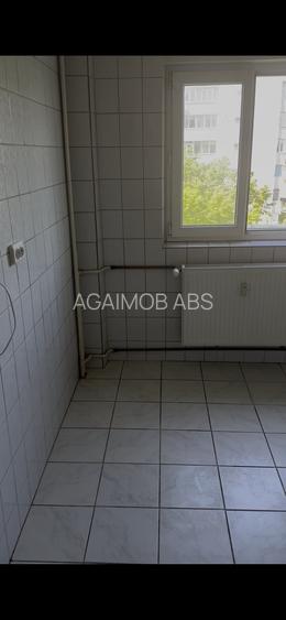 Vânzare apartament 3 camere decomandat - 3