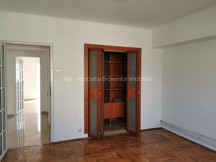 Bd. Decebal - Apartament 4 camere dec 1990 - 8