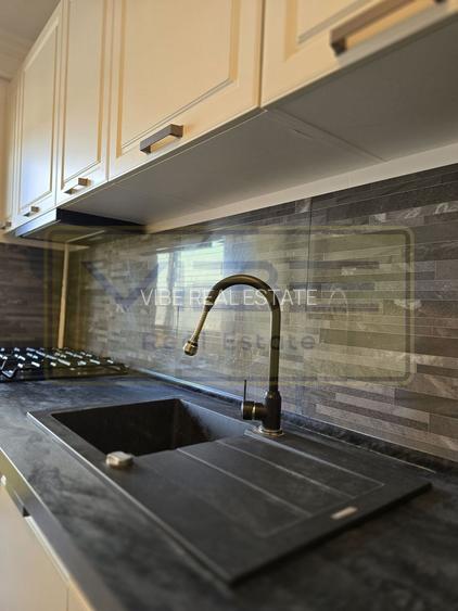 Pacurari - Bloc nou -parcare - decomandat - 64mp - 26