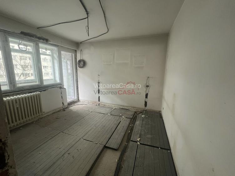 Metrou Iancului - instalatii schimbate - tamplarie noua - pregatiti de finisare - 19