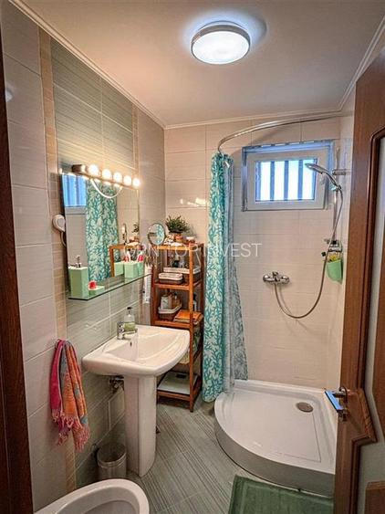 Apartament RENOVAT INTEGRAL 2 camere si balcon zona Terezian - 10