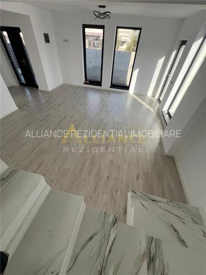 Casa individuala - 4 camere - 2 bai - 280mp teren - 18