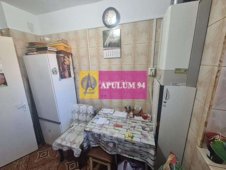 Apartament cu 3 camere de vanzare in Campina - Zona Centrala - 11