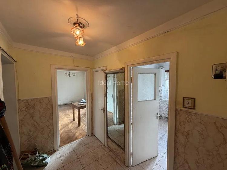 Apartament 3 camere decomandat Podu De Piatra - 6