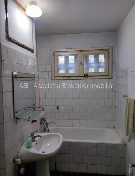 Bld Brancoveanu,ap 4 camere, 80mp, etaj 3/4 115.000euro - 6