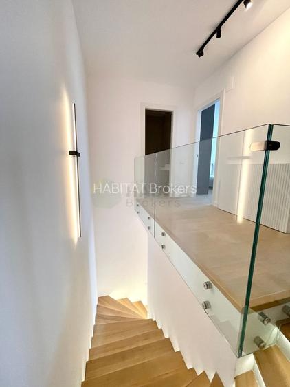 Vila urbana cu gradina langa parc in Tunari - 17