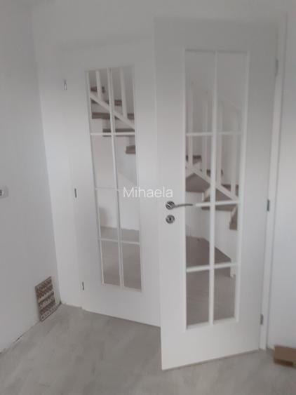 Casă duplex spațioasă, modernă, 2 băi, 2 locuri de parcare, terasă, priveliște - 7