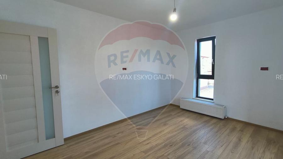 Casă de vânzare | 155 mp | 321 mp teren Zonă Port - Galați - 13