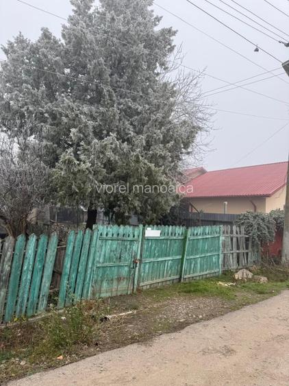 Vând  casă bătrâneasca  - 3