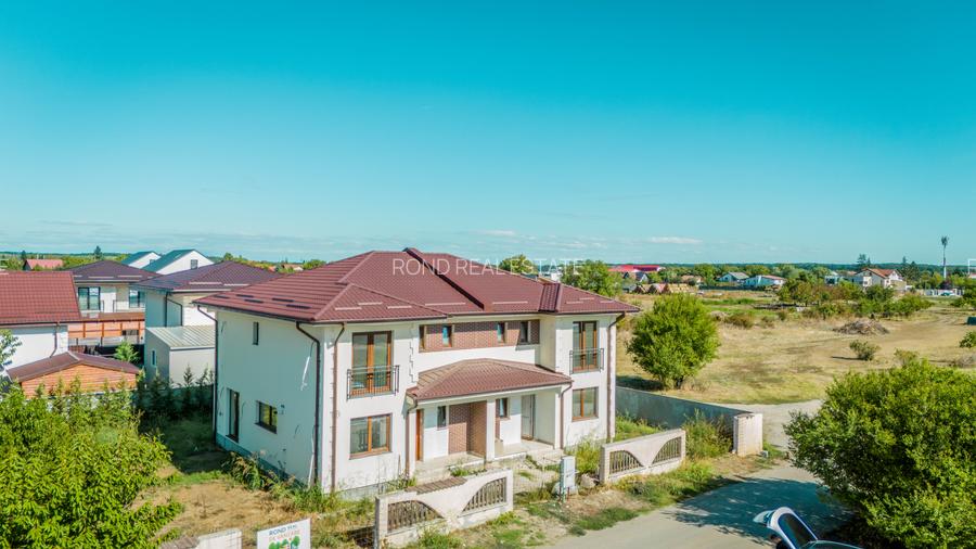 Vila alipita, impecabil executata, teren 350mp, preechipare AC - 2