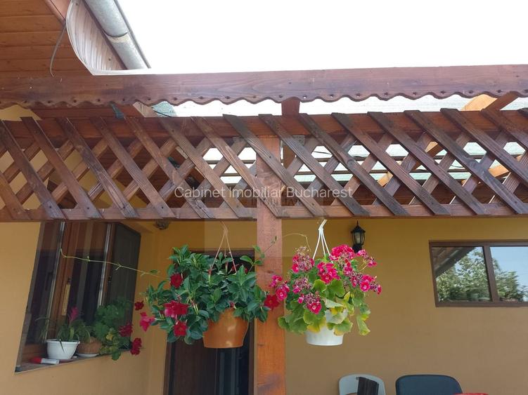 Casă de vacanță modernă cu teren generos –15min de Tecuci - 25