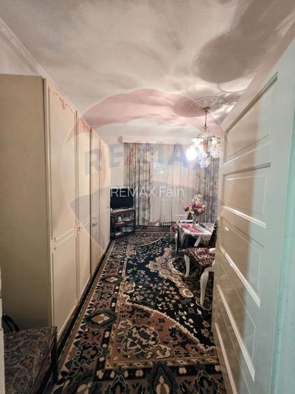 Casa cu 5 camere de vanzare in centrul orasului Talmaciu - 30