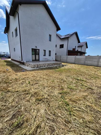 Vila P+1E+M, 6 camere, teren 300 mp! - 23