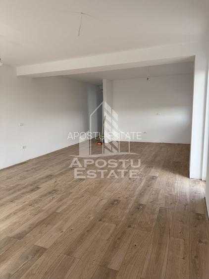 Duplex  modern despartit prin camera tehnica - 23