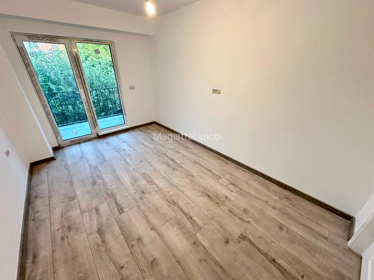 Apartament 3 camere D 2 bai Terasa Capat Pacurari - 20