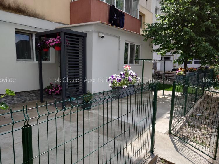 Vanzare apartament 3 camere , parter , micro 11 Târgoviște - 18