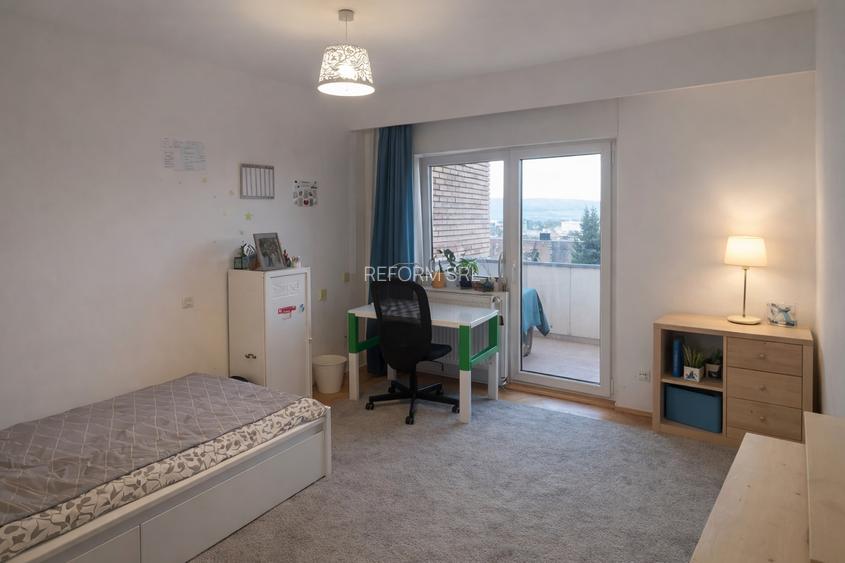 De vânzare apartament 3 camere Cipariu - 5