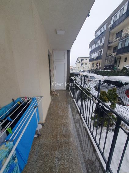 Vând apartament  cu curte - 2