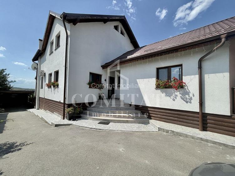 Casă cochetă cu teren generos și panoramă Chinteni - 26