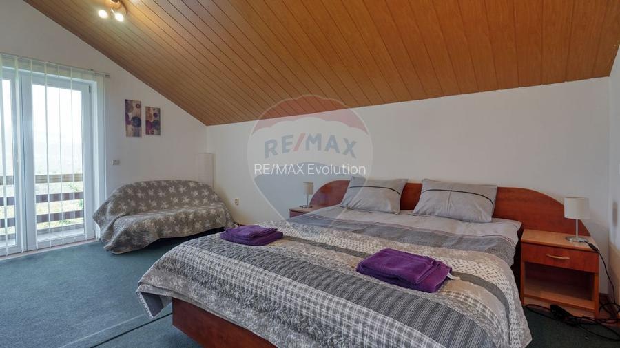 Casa/vila vânzare în Moieciu de jos, Sat. Drumul Carului 263 mp - 31