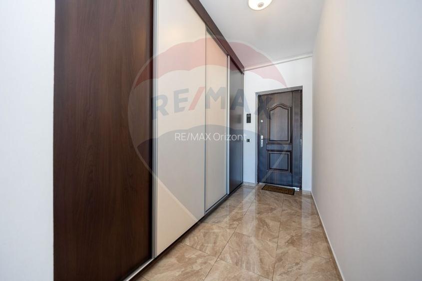 Apartament cu 2 camere de închiriat în zona Tractorul - 5