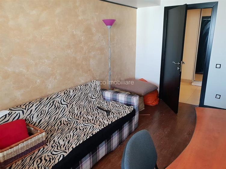 Apartament 3 camere confort lux in Centru, strada Dorobantilor, garaj - 11