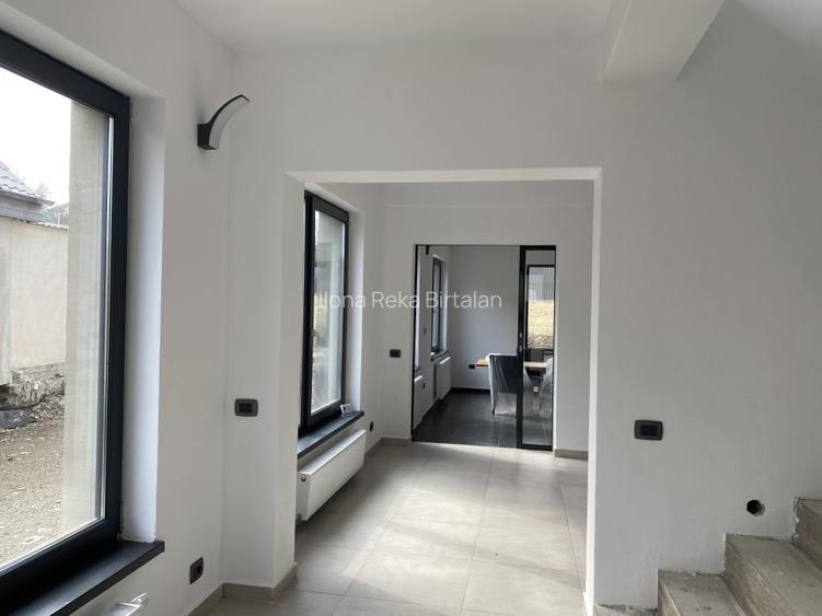 Imobil de v&amp;acirc;nzare 440 mp. - Zon&amp;#259; central&amp;#259; - 3