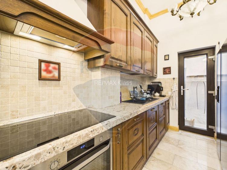 Vila P+2 cu mobilier Italia | Curte privata | Balotesti DN1 - 6