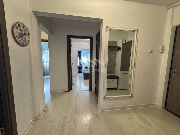 Apartament 3 camere de vanzare - modernizat 2024 - Poarta 6 - 8